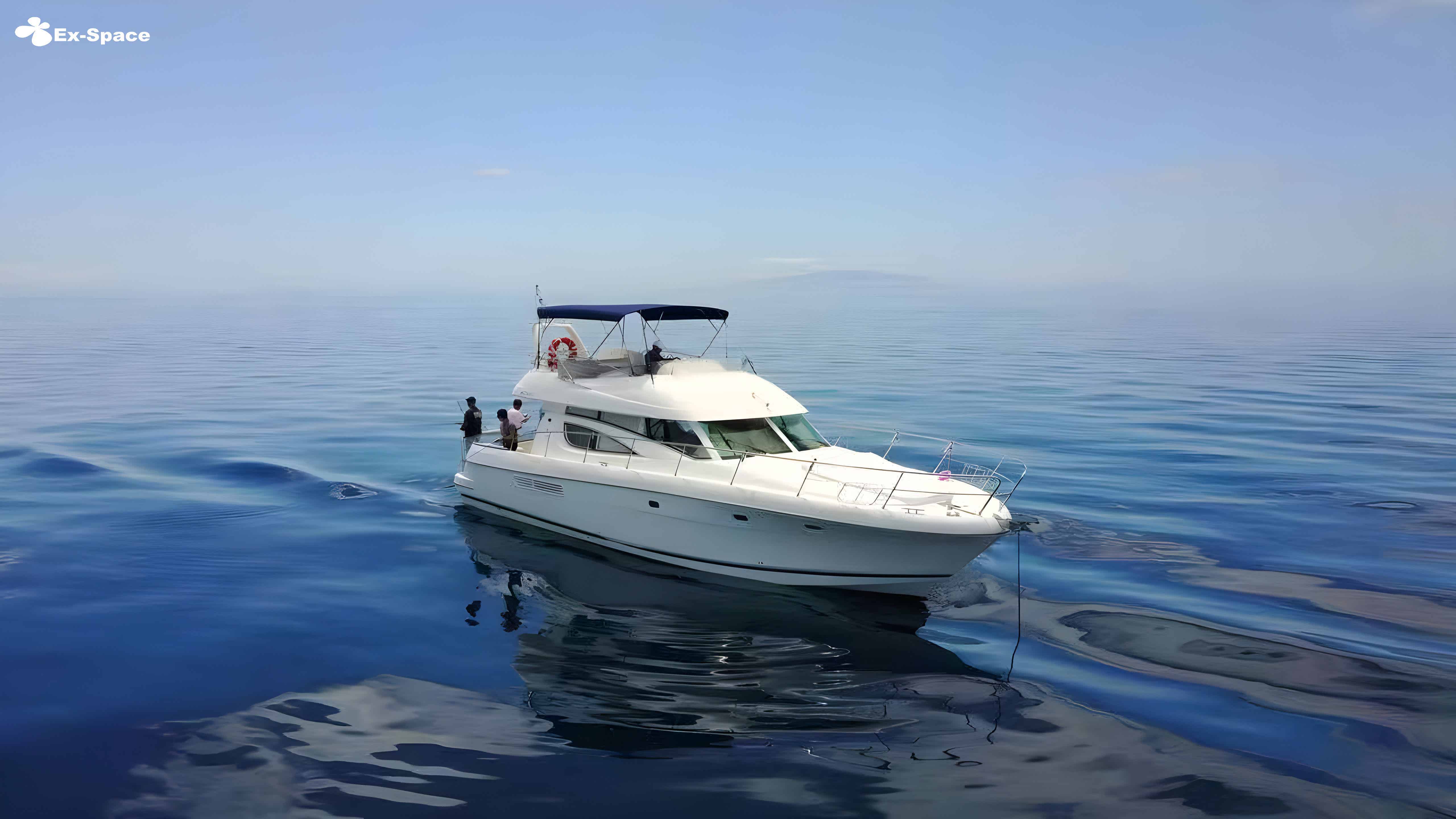 白钻石游艇日落巡航